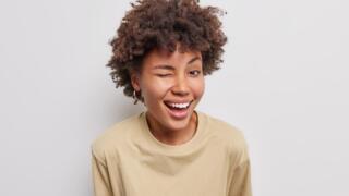 ウインクキラーとはどんなゲーム？道具あり・なしでのやり方や勝つためのコツを解説！