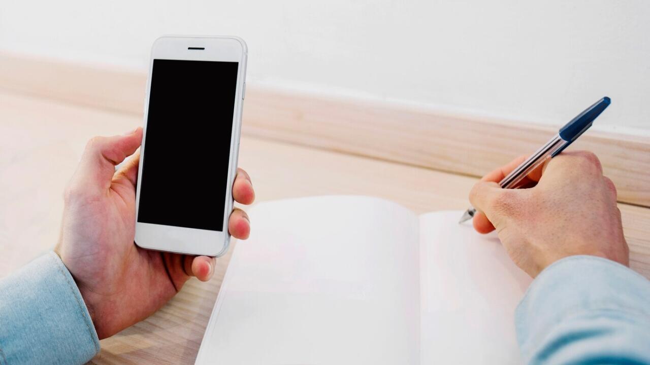 【副業】在宅でできるおすすめを紹介！いくらから確定申告はいるの？